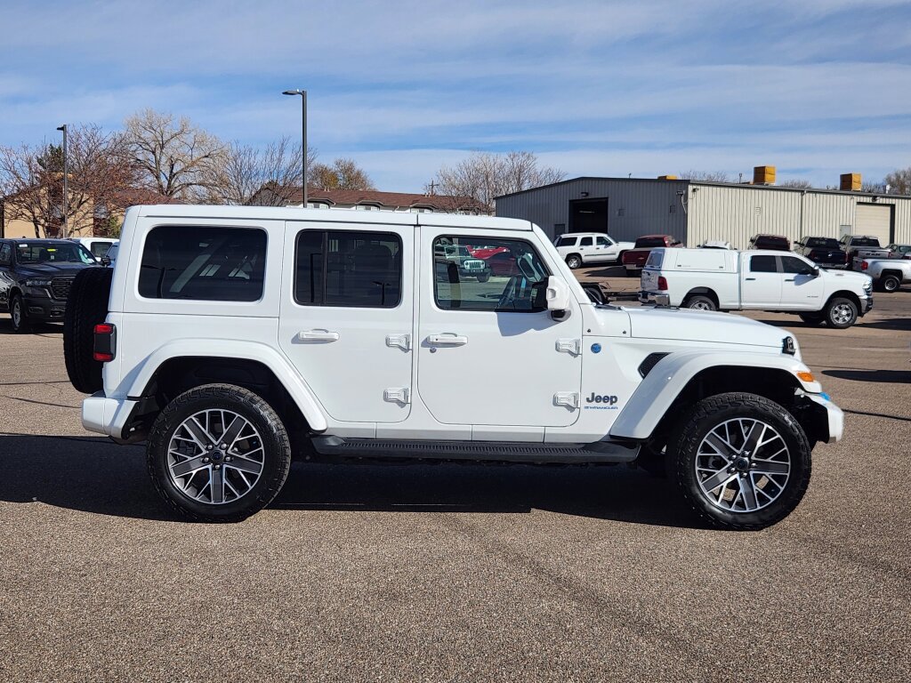 Used 2024 Jeep Wrangler High Altitude image 2