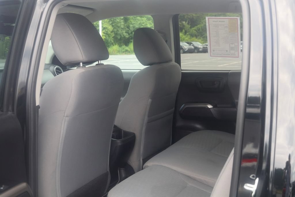Certified 2021 Toyota Tacoma SR5 AWD/4WD image 26