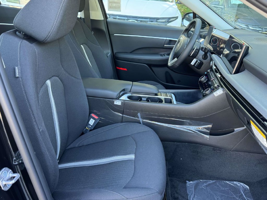 New 2027 Hyundai Sonata SEL FWD image 9
