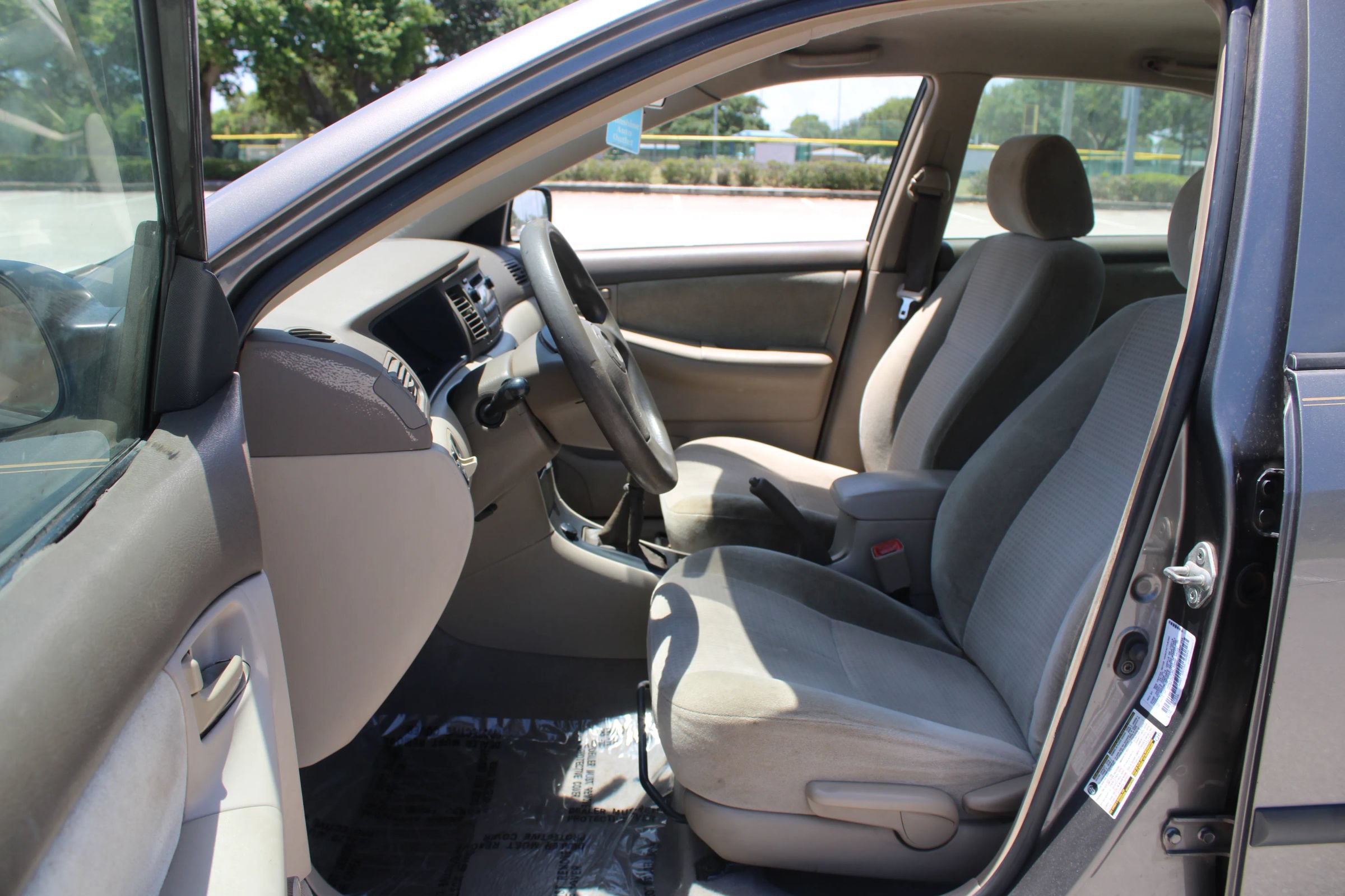 Used 2005 Toyota Corolla CE FWD image 8