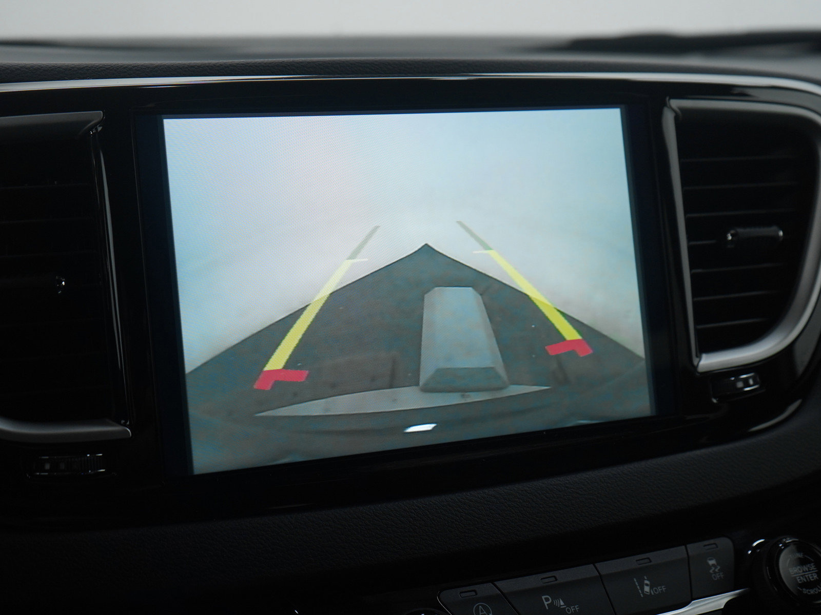 Used 2025 Chrysler Pacifica Select FWD image 31