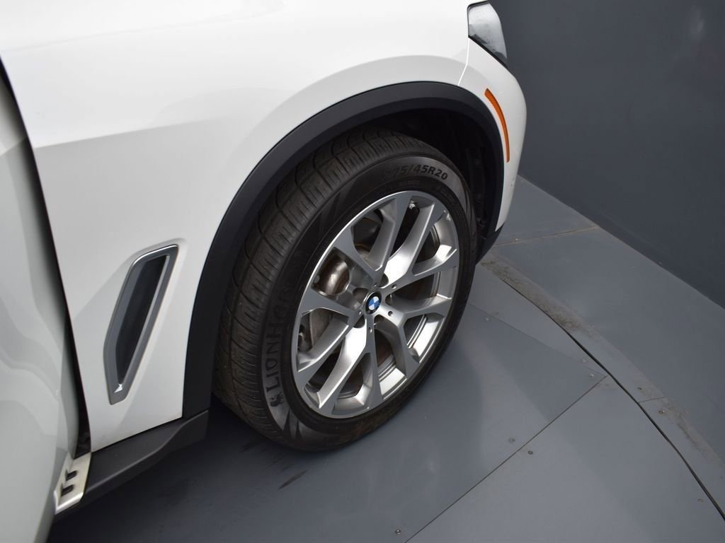 Used 2022 BMW X5 sDrive40i w/ Premium Package RWD image 30