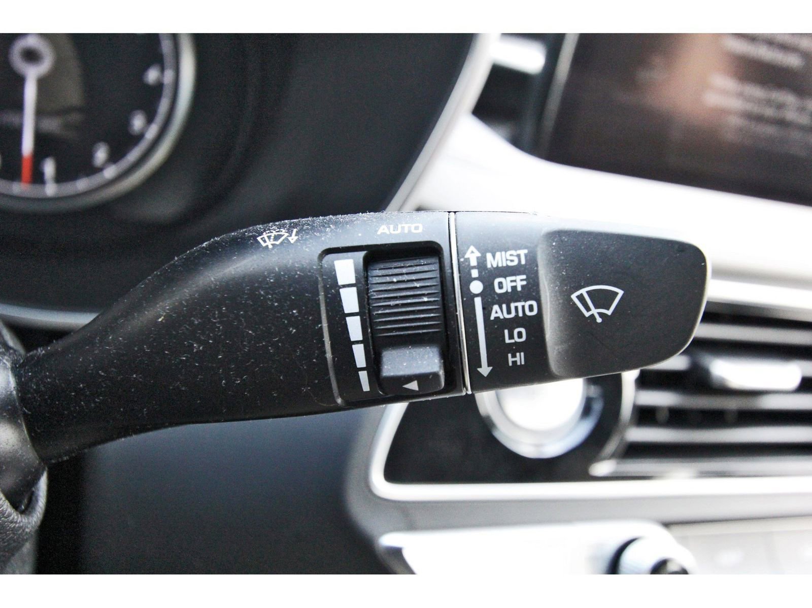 Used 2023 Genesis G70 3.3T w/ Sport Prestige Package image 18