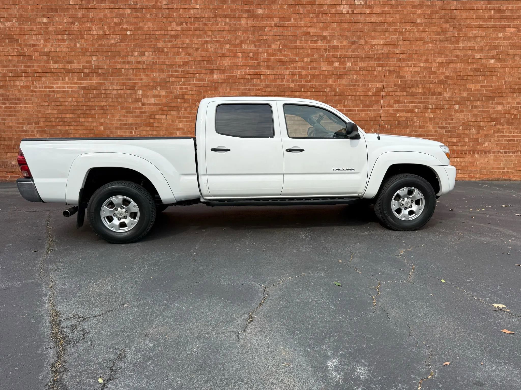Used 2006 Toyota Tacoma 4x4 Double Cab image 23