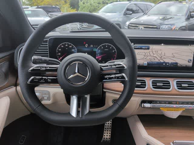 New 2026 Mercedes-Benz GLS 580 4MATIC image 24