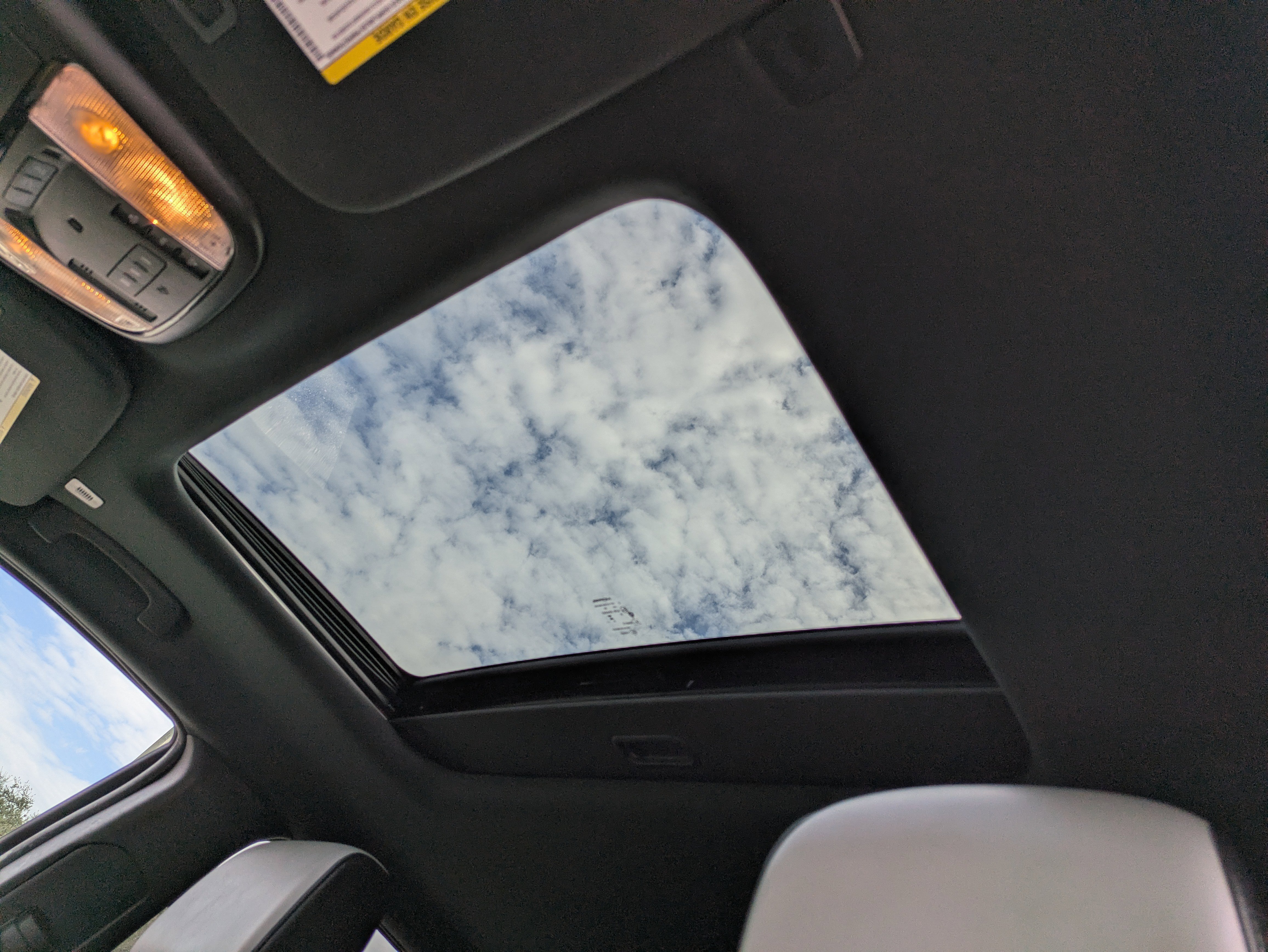 Used 2023 Dodge Durango GT image 23