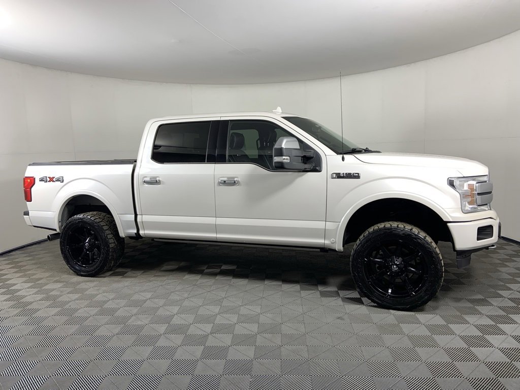 Used 2018 Ford F150 Platinum w/ Equipment Group 701A Luxury image 2