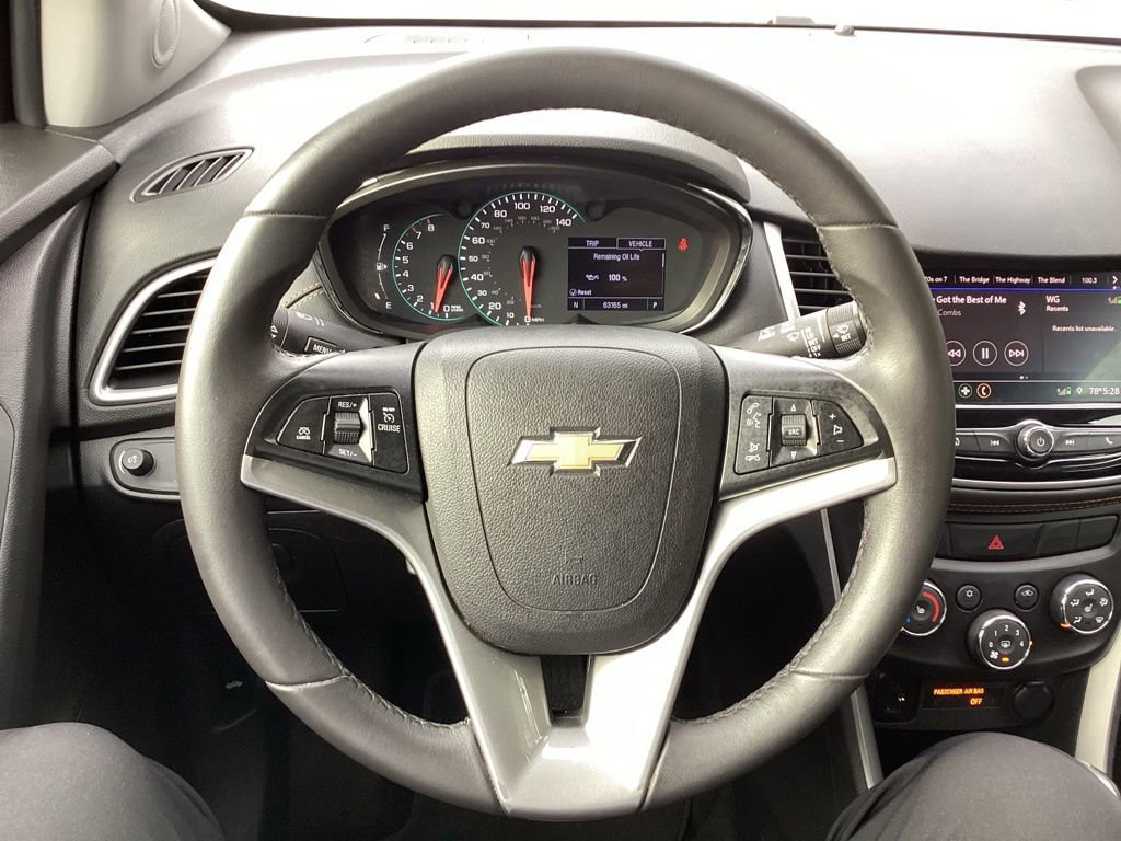 Used 2021 Chevrolet Trax LT w/ Premium Seat Package image 43