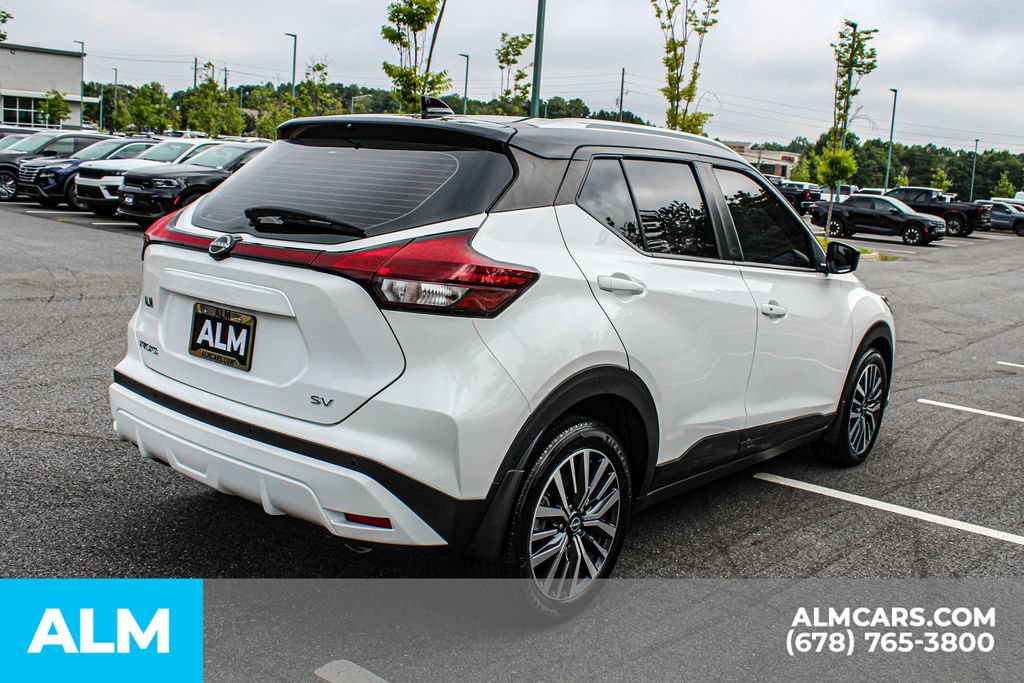 Used 2023 Nissan Kicks SV FWD image 5