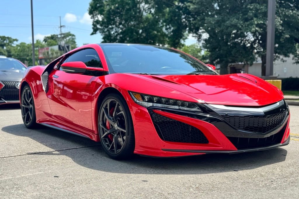Used 2017 Acura NSX AWD/4WD image 2