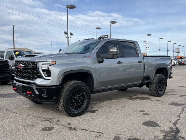 Used 2025 Chevrolet Silverado 2500 ZR2 w/ Technology Package