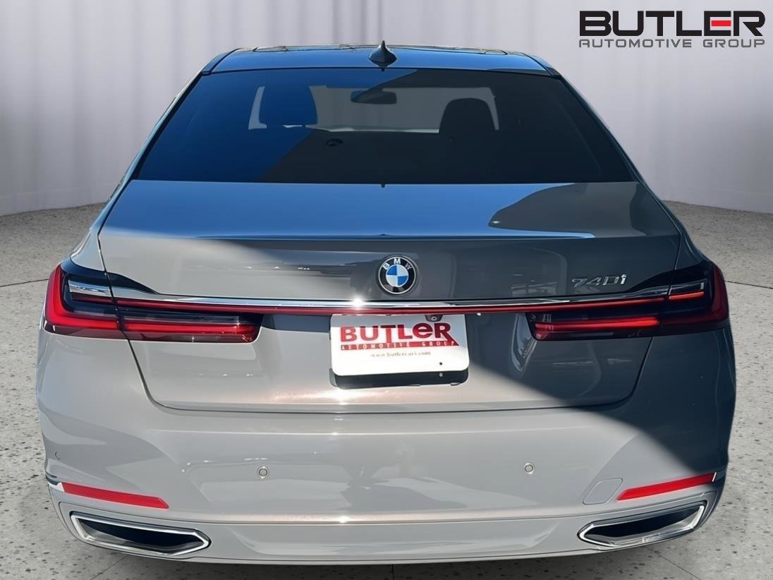 Used 2020 BMW 740i image 5