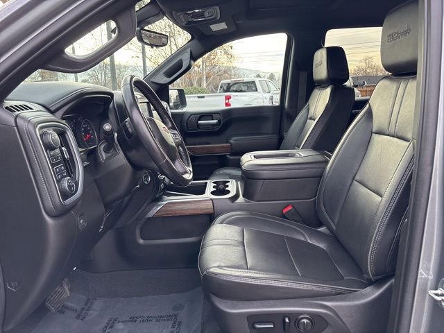 Used 2021 Chevrolet Silverado 1500 High Country w/ Technology Package image 12