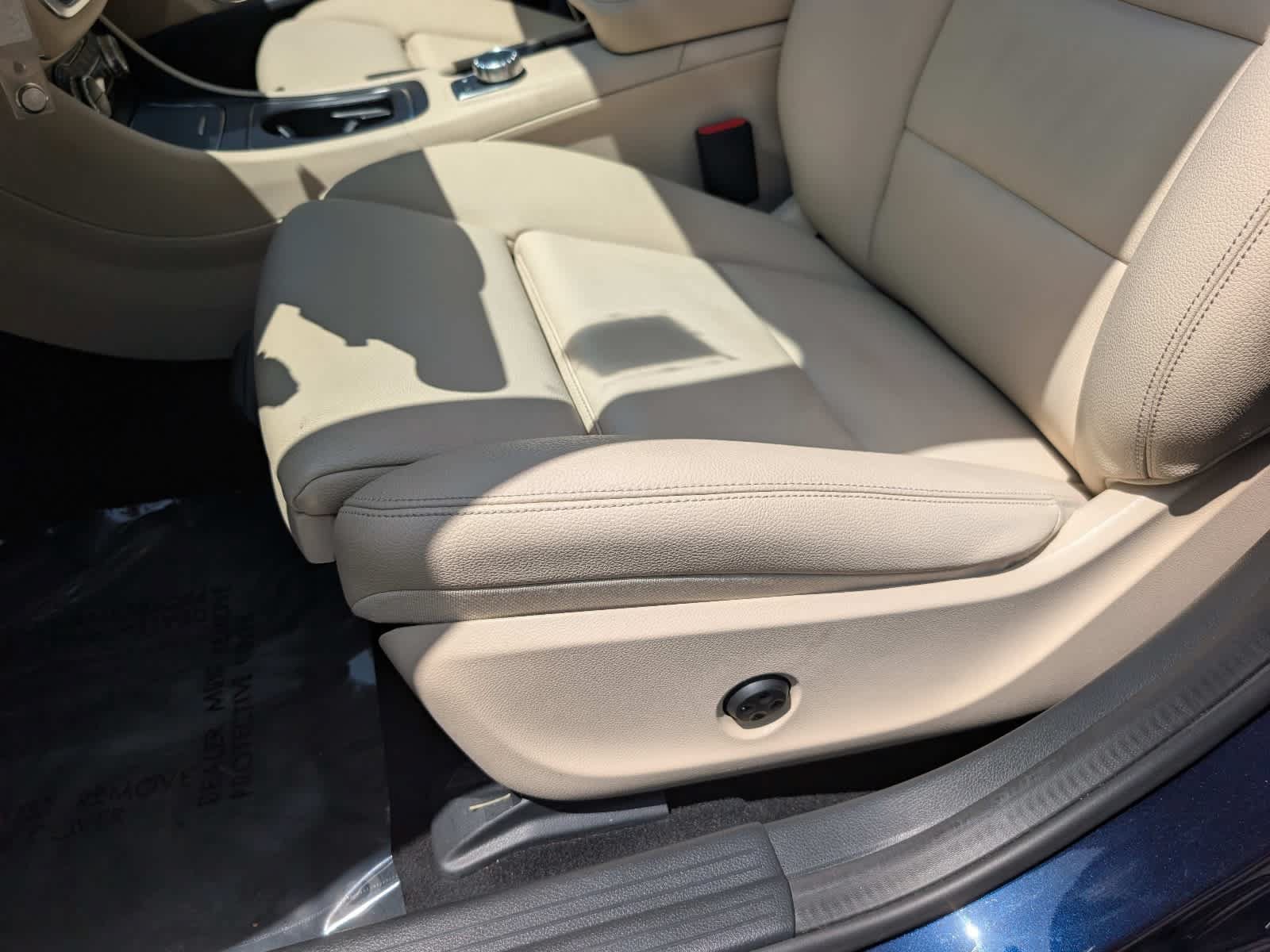 Used 2019 Mercedes-Benz GLA 250 4MATIC image 21