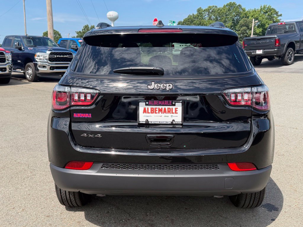New 2026 Jeep Compass Latitude AWD/4WD image 4