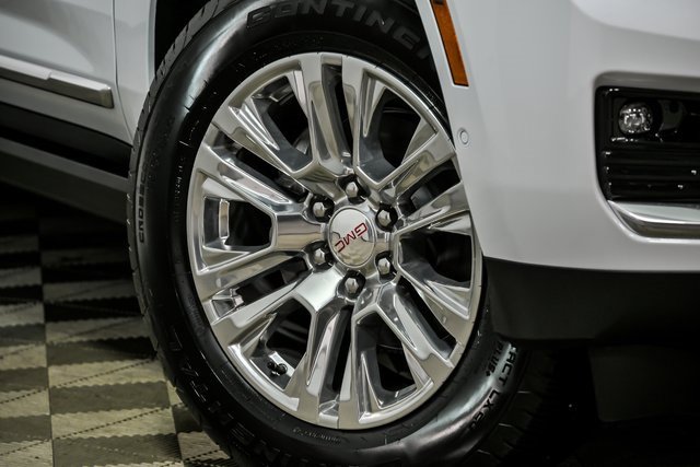 New 2026 GMC Yukon XL Denali w/ Sun & Power Step Package image 3