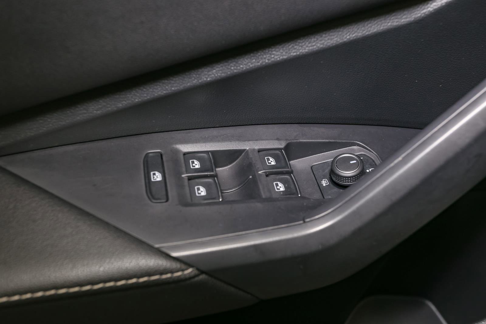 Certified 2022 Volkswagen Jetta S image 38