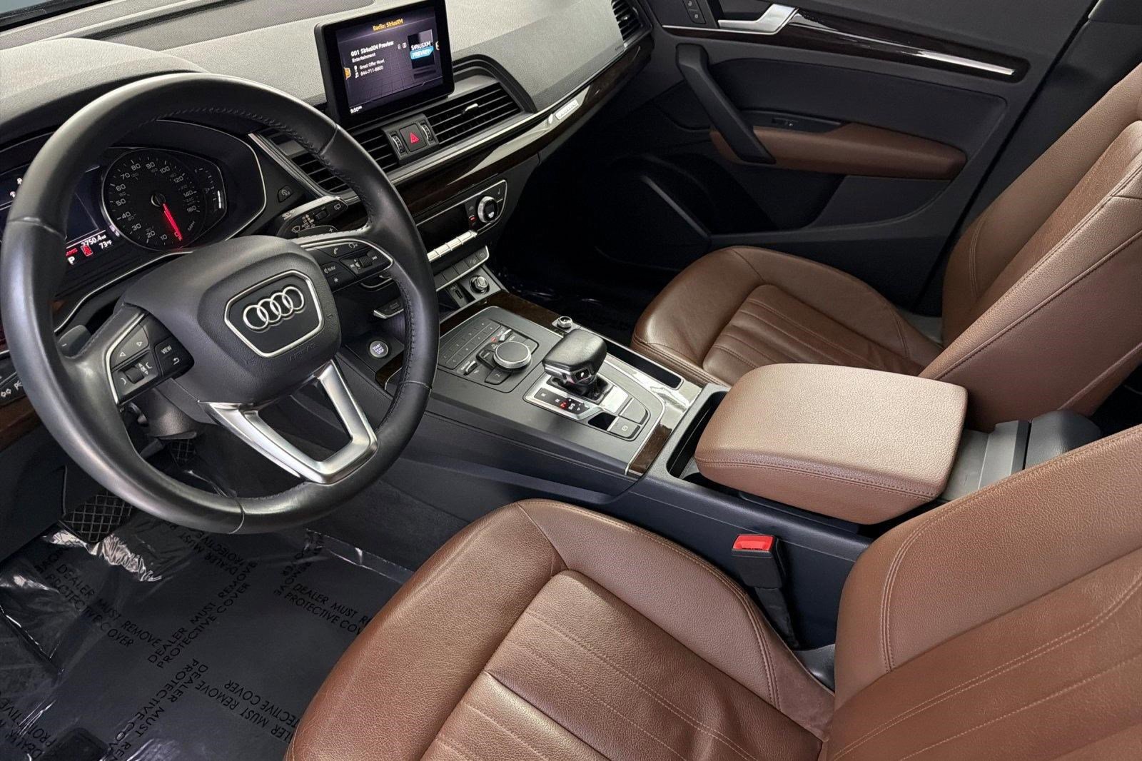 Used 2019 Audi Q5 2.0T Premium w/ Convenience Package AWD/4WD image 4