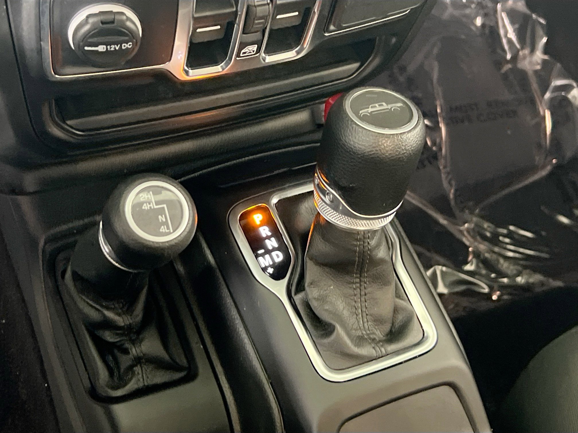 Used 2022 Jeep Gladiator Willys image 17