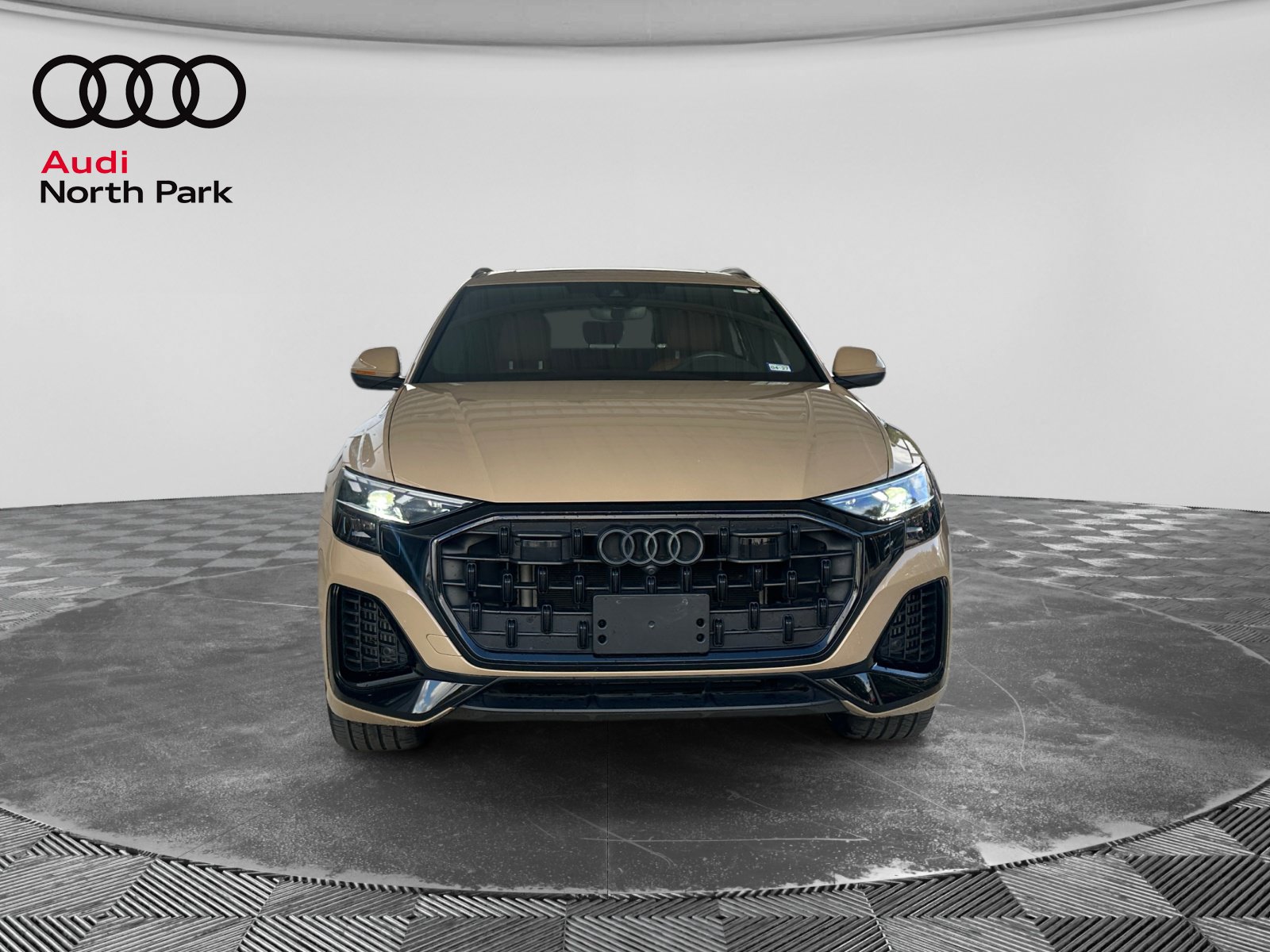 Used 2024 Audi Q8 Premium Plus AWD/4WD image 8