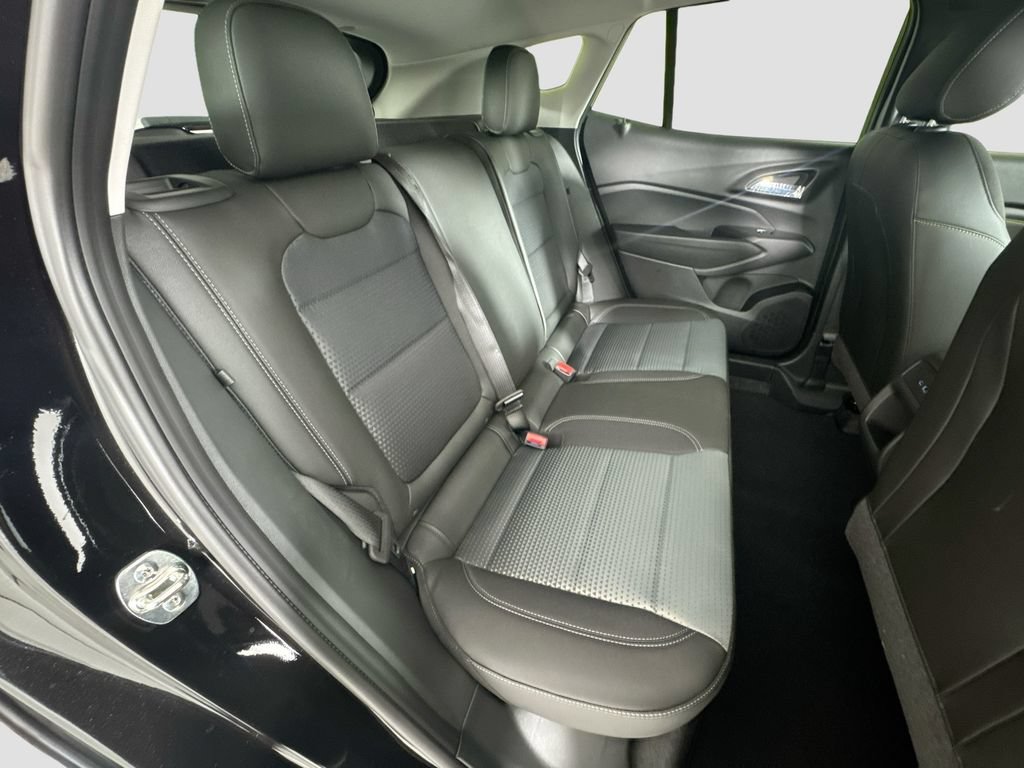 New 2026 Chevrolet Trax LT w/ Midnight Edition FWD image 26