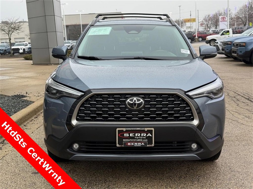 Used 2024 Toyota Corolla Cross XLE image 8