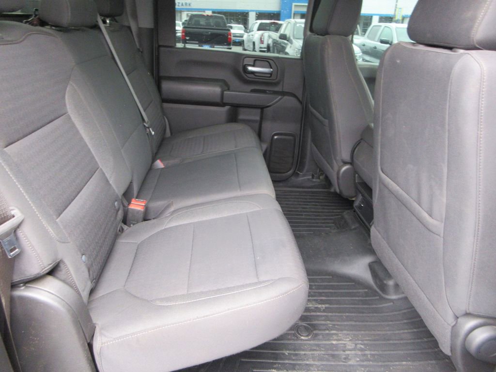 Certified 2023 GMC Sierra 3500 Pro w/ Convenience Package image 18