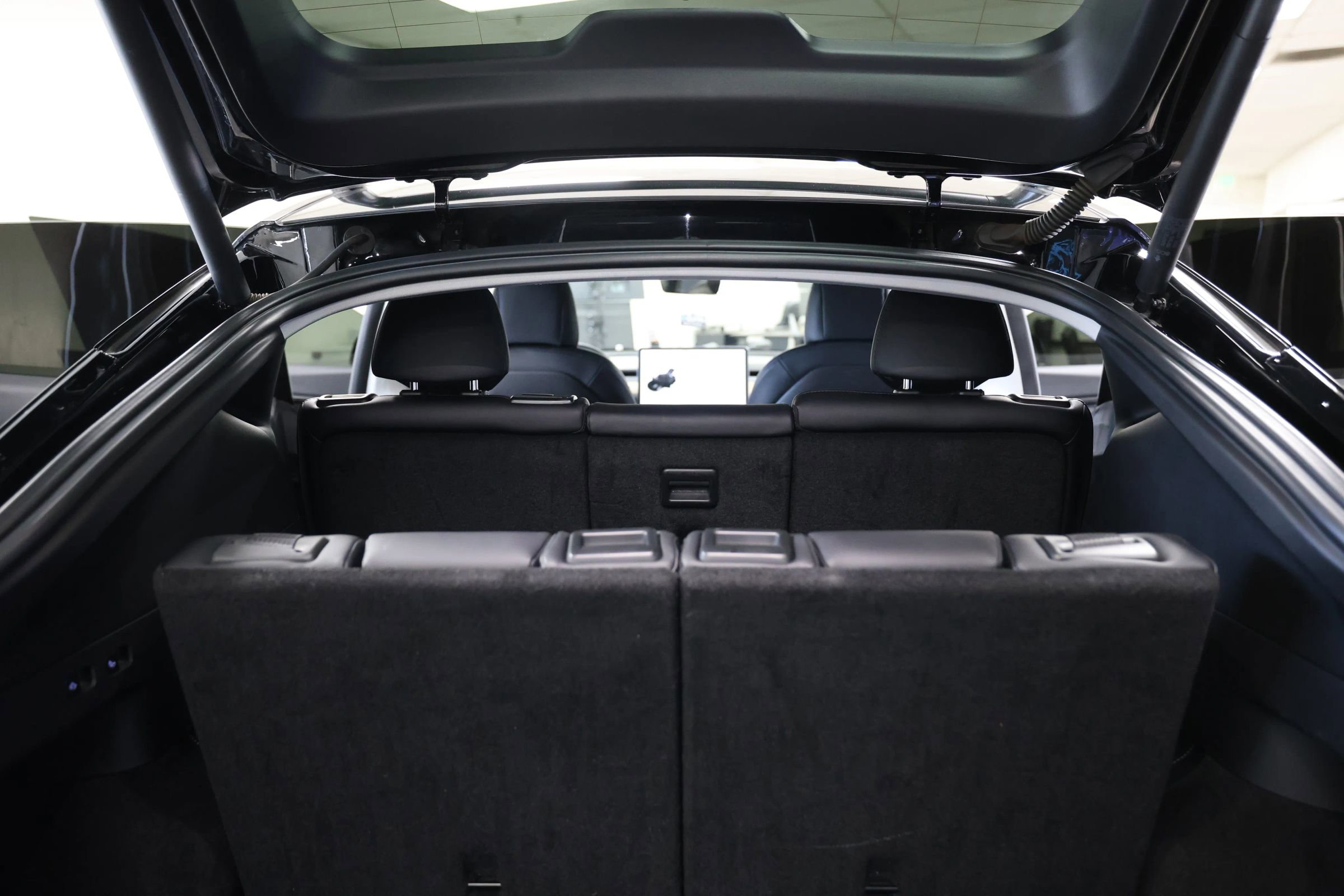 Used 2021 Tesla Model Y Long Range image 53
