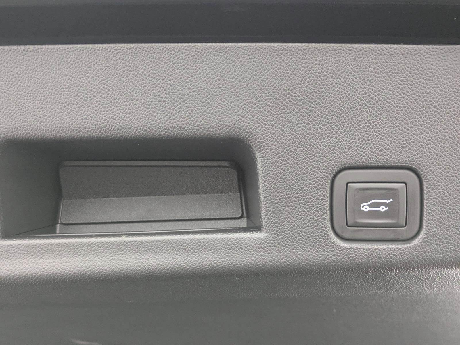 New 2026 GMC Acadia Elevation w/ Black Edition image 15