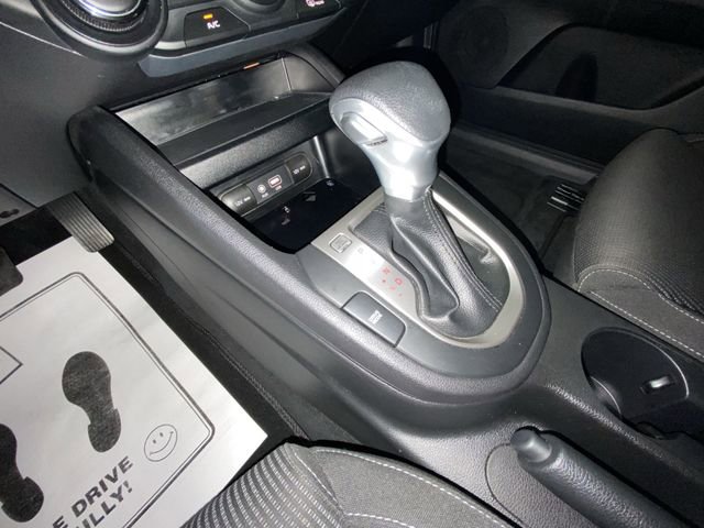 Used 2021 Kia Forte LXS FWD image 19