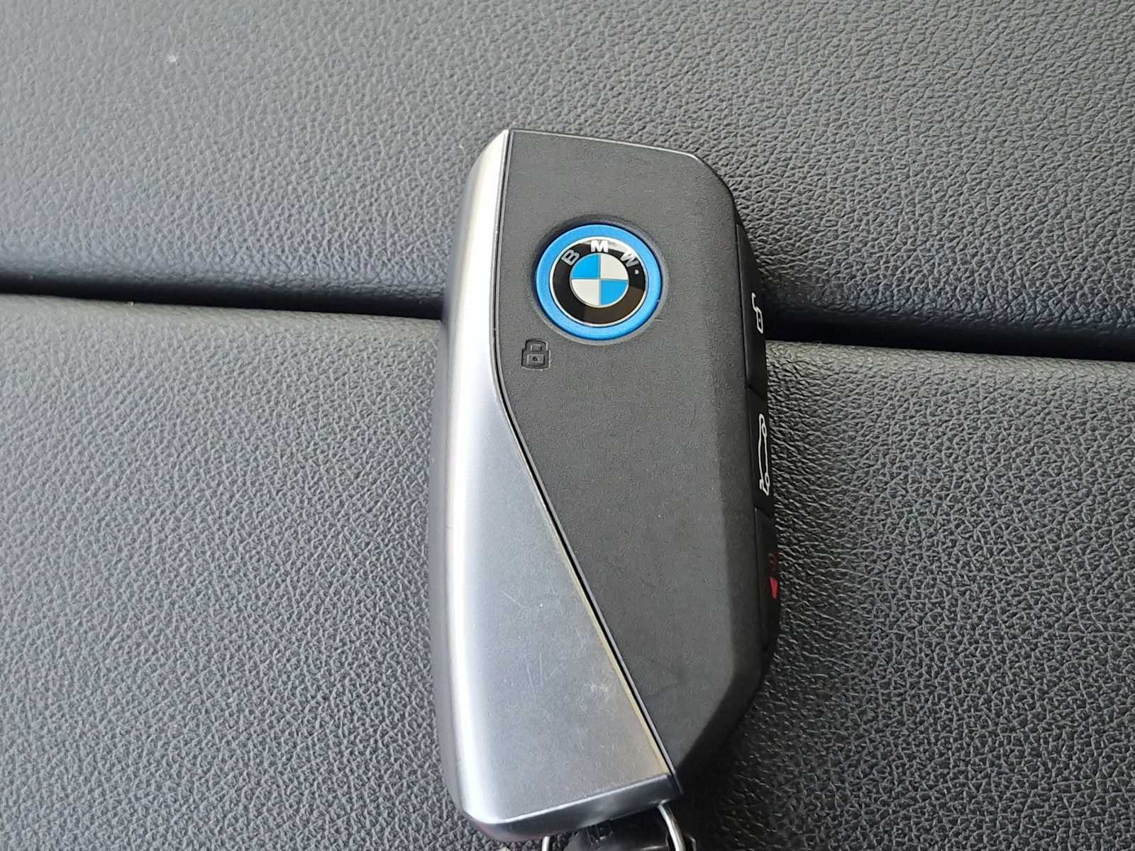 Used 2024 BMW iX xDrive50 w/ Premium Package AWD/4WD image 36