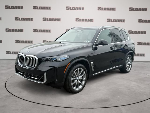 New 2026 BMW X5 xDrive50e w/ Premium Package