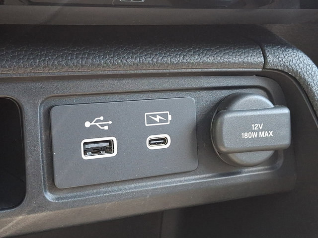 Used 2025 Honda Pilot Touring image 25