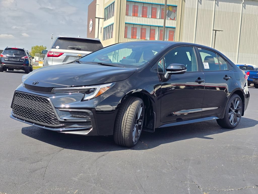 New 2026 Toyota Corolla SE w/ SE Package FWD image 4
