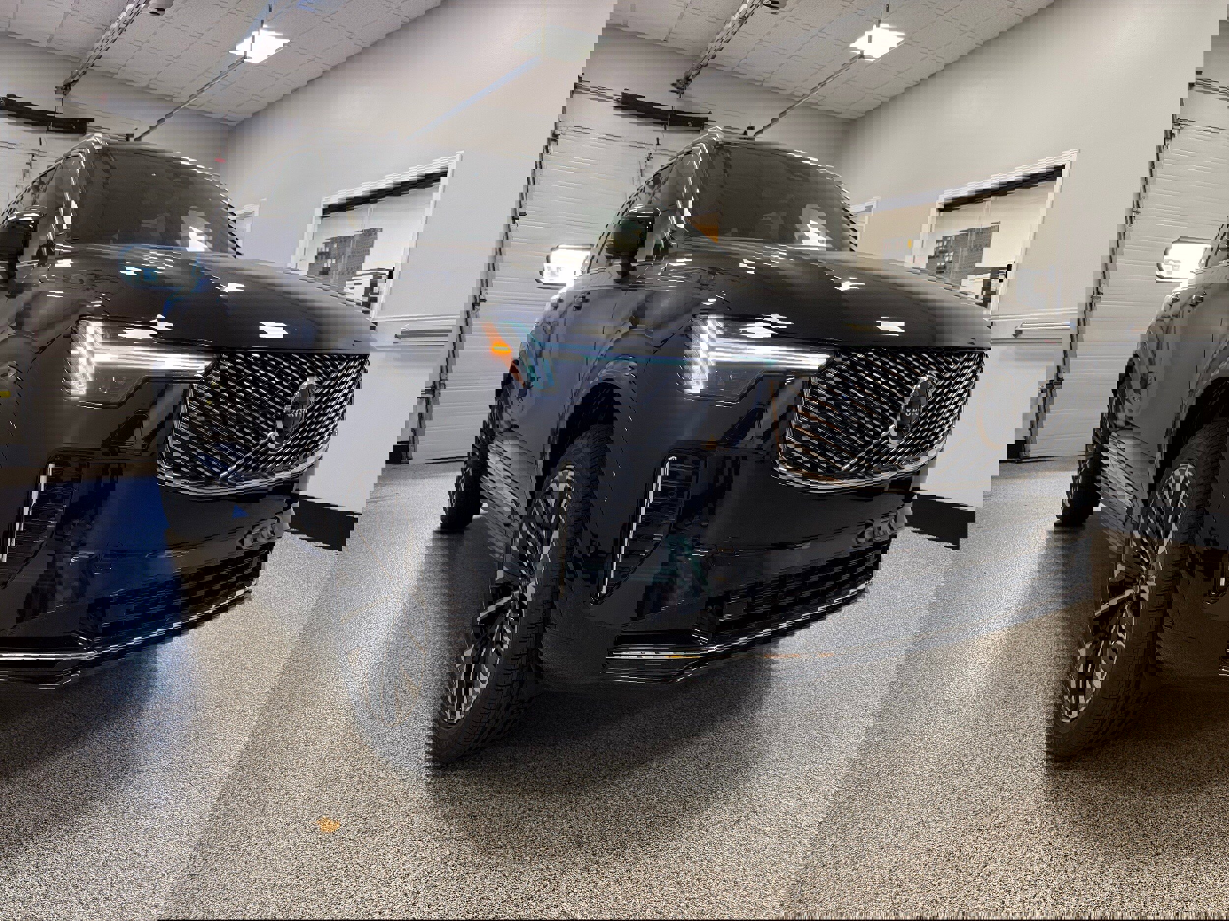 New 2026 Volvo XC90 B6 Ultra w/ Protection Package Premier image 5