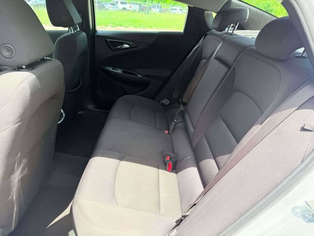 Used 2023 Chevrolet Malibu LT w/ Driver Confidence Package FWD image 10