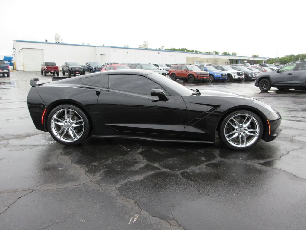 Used 2014 Chevrolet Corvette Stingray Coupe w/ 2LT Preferred Equipment Group RWD image 5