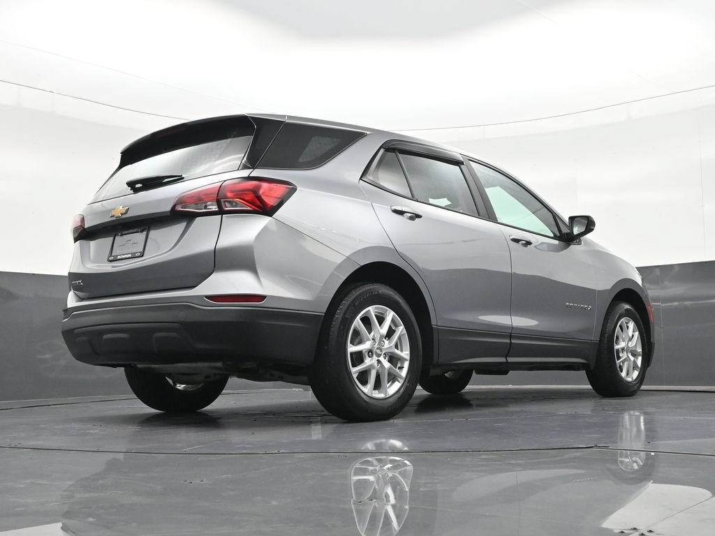 Used 2024 Chevrolet Equinox LS FWD image 27