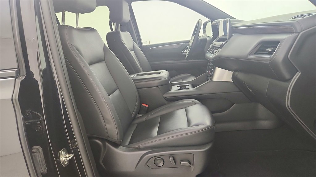 Certified 2023 Chevrolet Tahoe Z71 w/ Luxury Package image 33