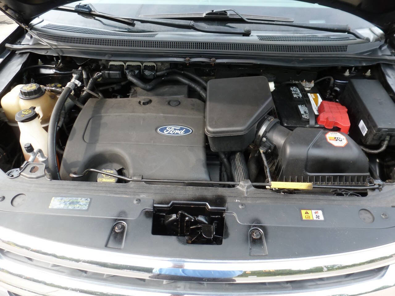 Used 2011 Ford Edge SE w/ 101A Rapid Spec Order Code image 17