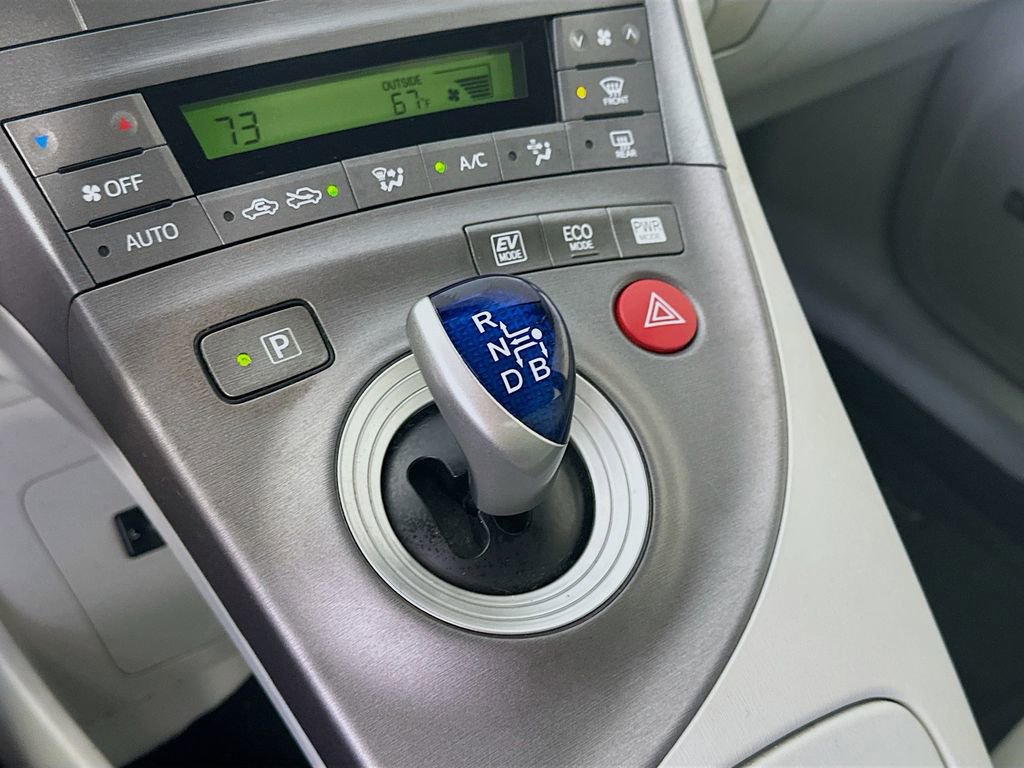 Used 2014 Toyota Prius Four FWD image 16