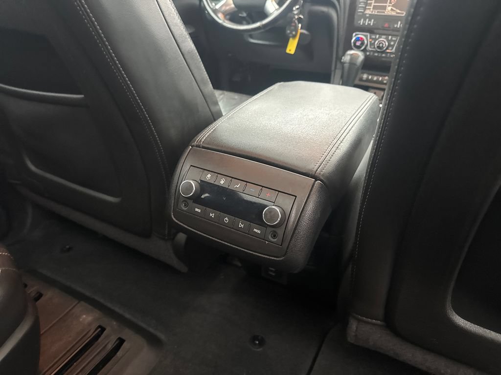 Used 2016 Chevrolet Traverse LTZ AWD/4WD image 33