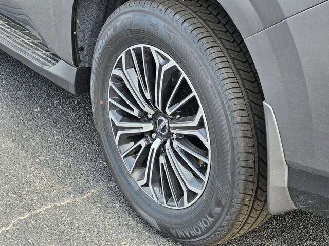 New 2025 Nissan Armada Platinum image 6