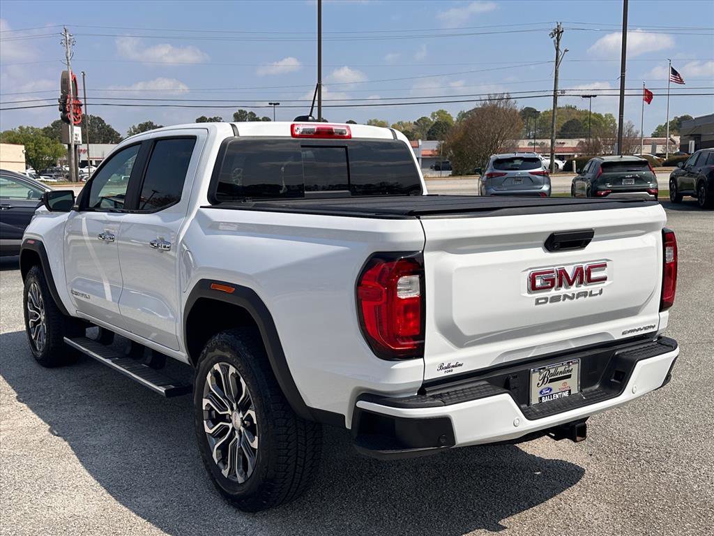 Used 2025 GMC Canyon Denali image 5