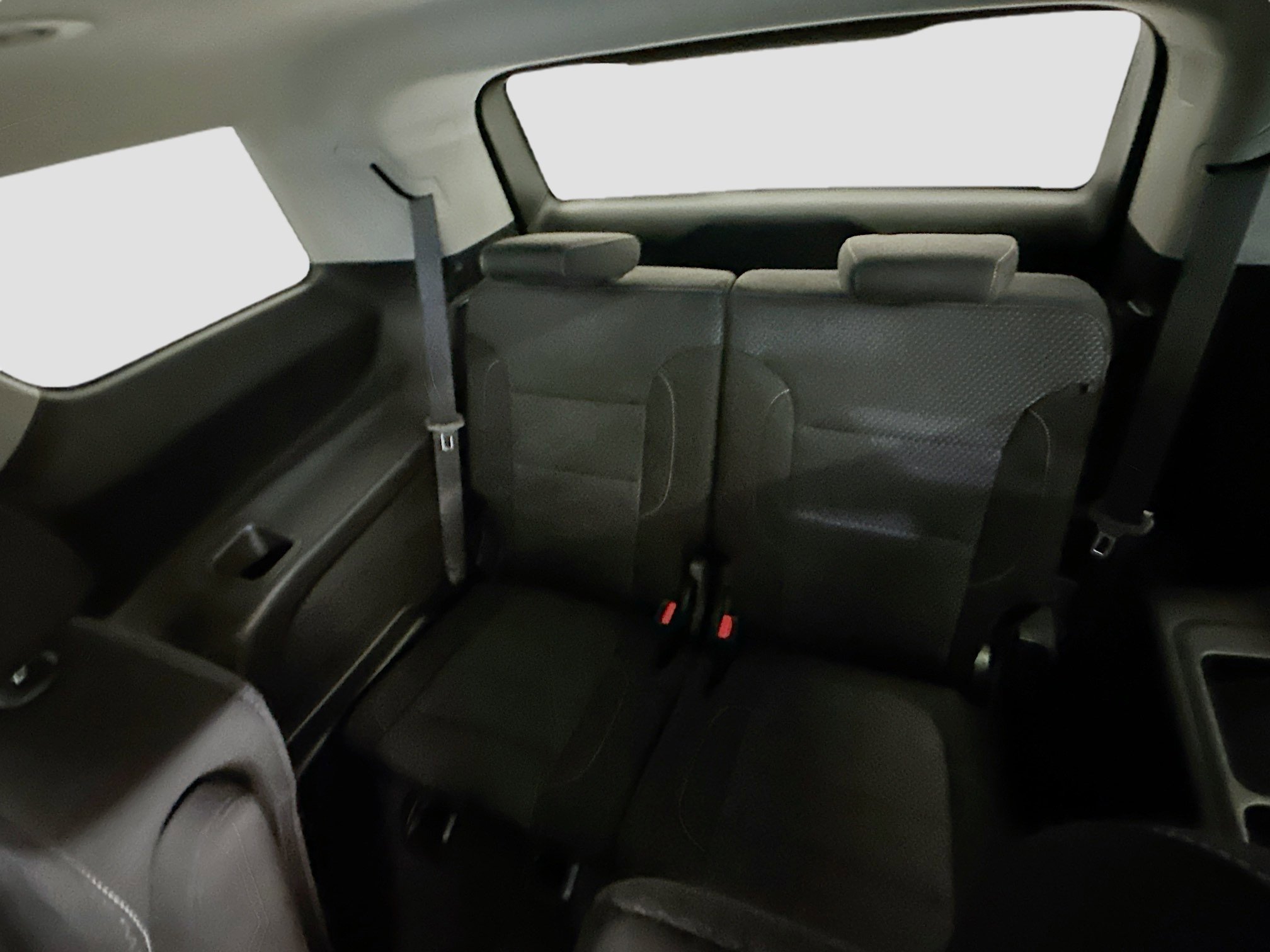 Used 2023 GMC Acadia SLE w/ Driver Convenience Package image 30