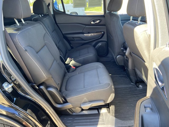 Used 2022 GMC Acadia SLE w/ Driver Convenience Package image 14