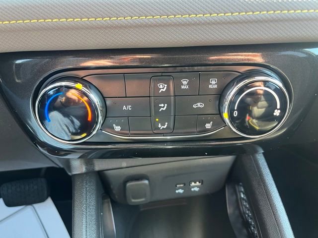 Used 2025 Chevrolet TrailBlazer ACTIV w/ Driver Confidence Package image 22