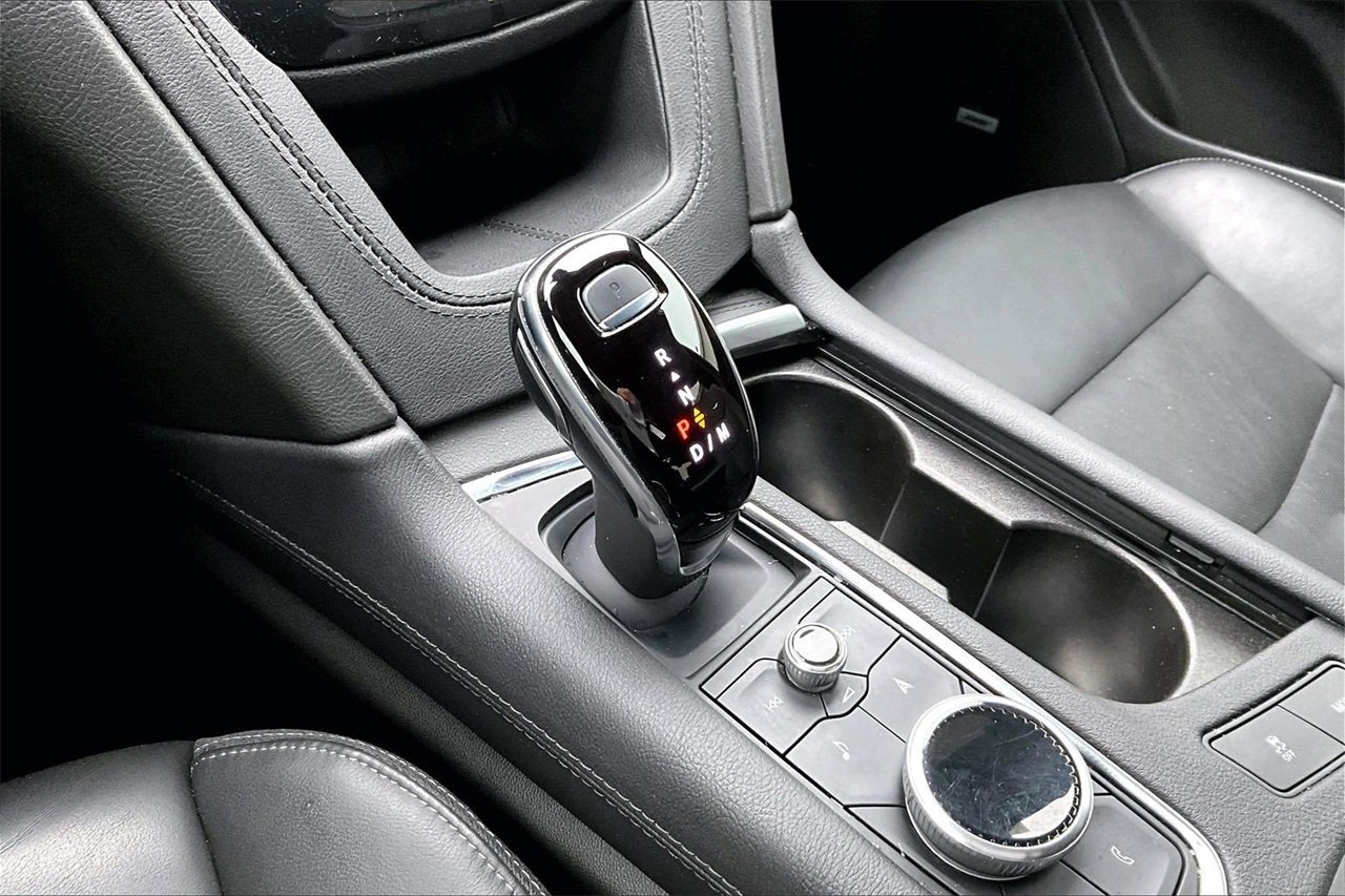 Used 2022 Cadillac XT6 Premium Luxury w/ Technology Package image 33