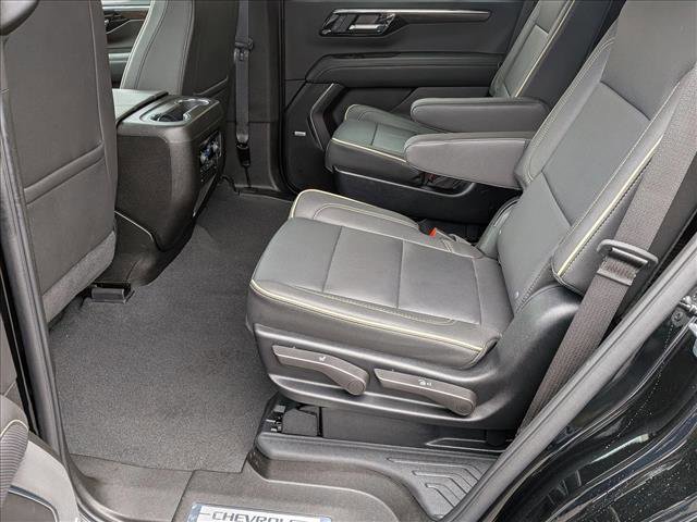 Used 2025 Chevrolet Tahoe Premier AWD/4WD image 18