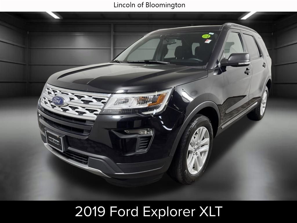 Used 2019 Ford Explorer XLT w/ Equipment Group 201A AWD/4WD image 1